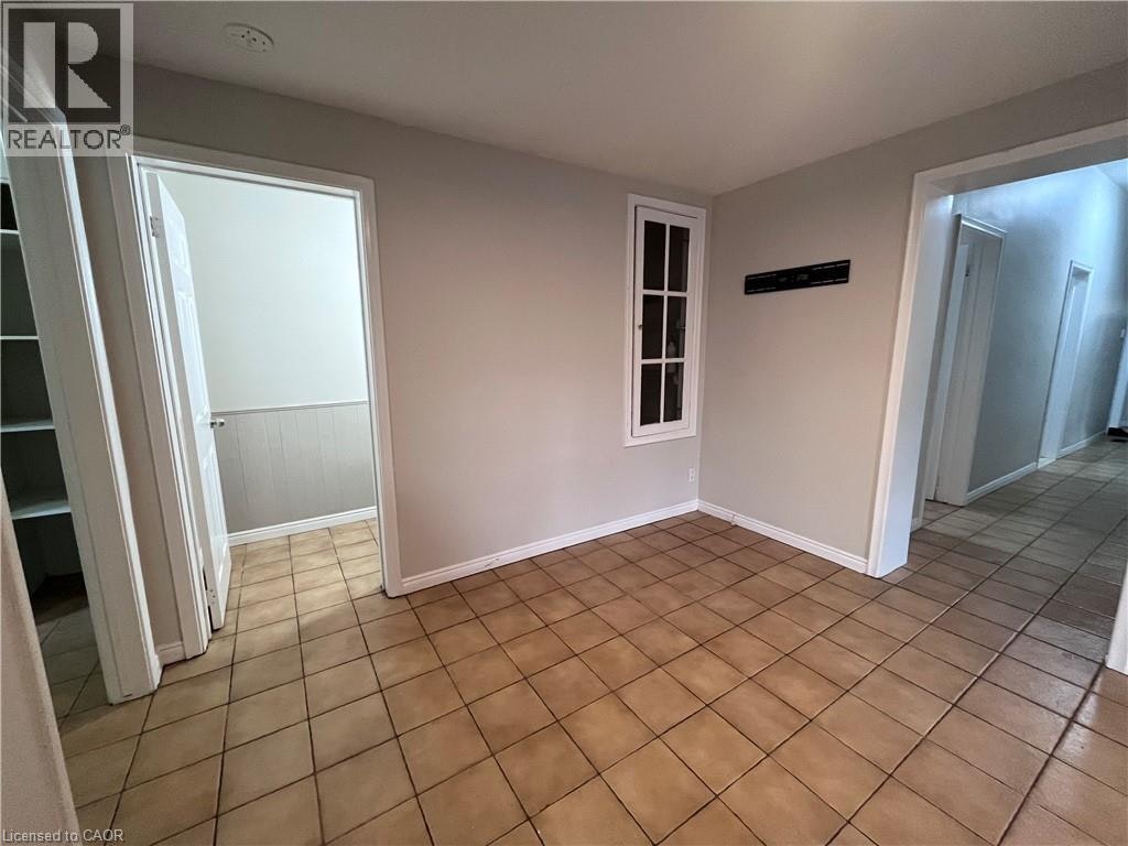 36 Pearl Street, Brantford, ON, N3T 3N6 - 6