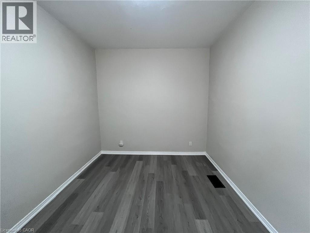 36 Pearl Street, Brantford, ON, N3T 3N6 - 9