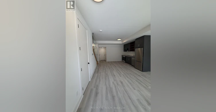 143 Everett Common, St. Catharines, ON, L2P 0G8 - 2