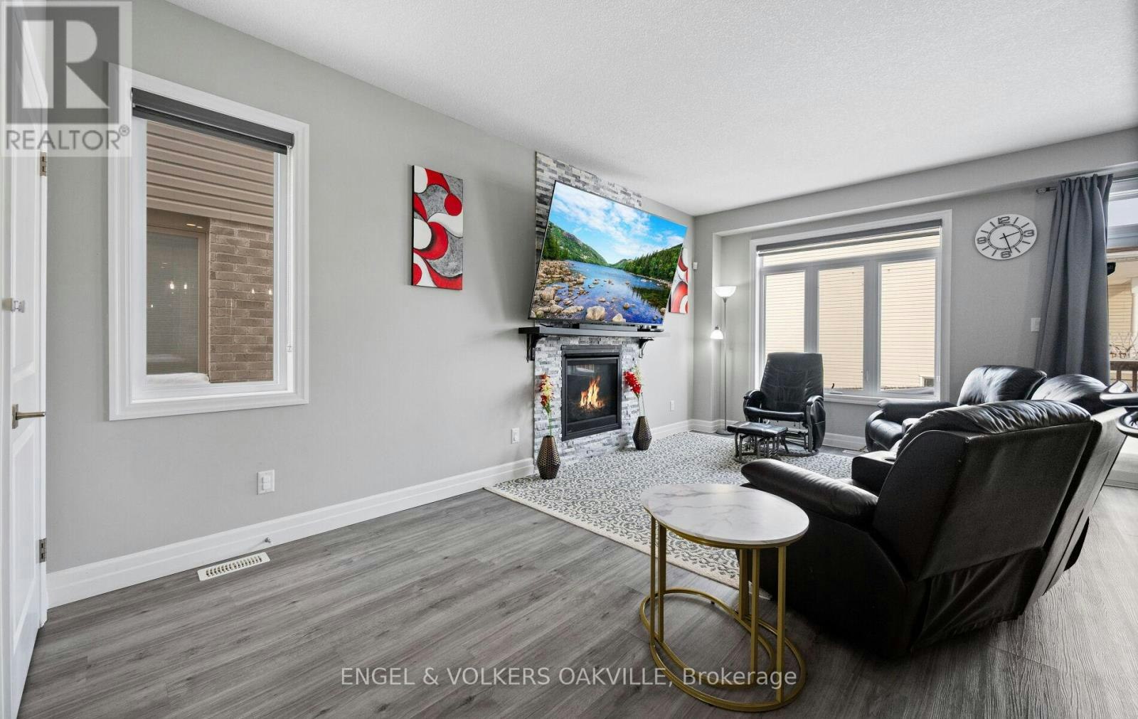 29-1023 Devonshire Avenue, Woodstock, ON, N4S 5S1 - 2
