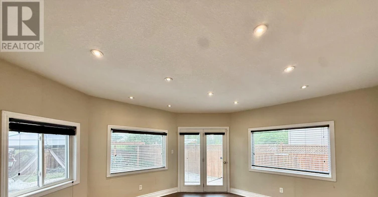 81 Erica Crescent, London, ON, N6E 3P5 - 2