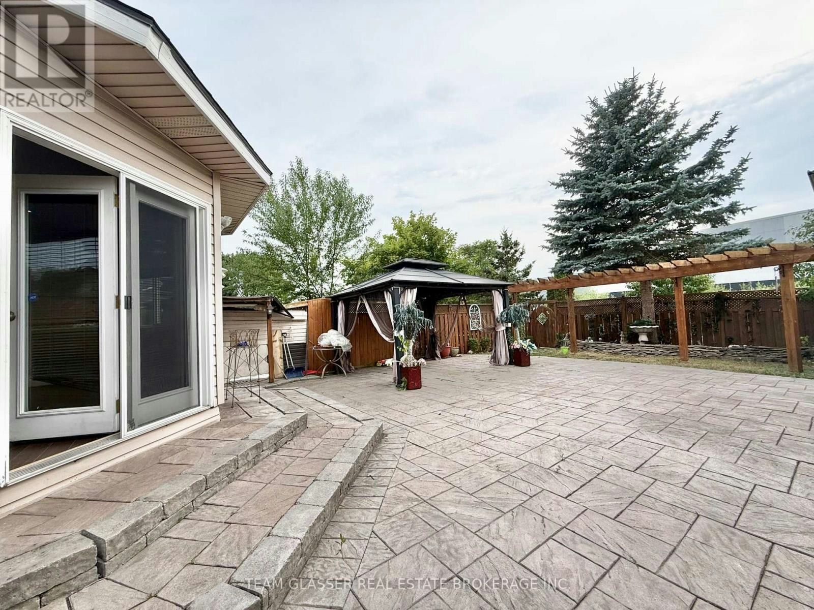81 Erica Crescent, London, ON, N6E 3P5 - 3
