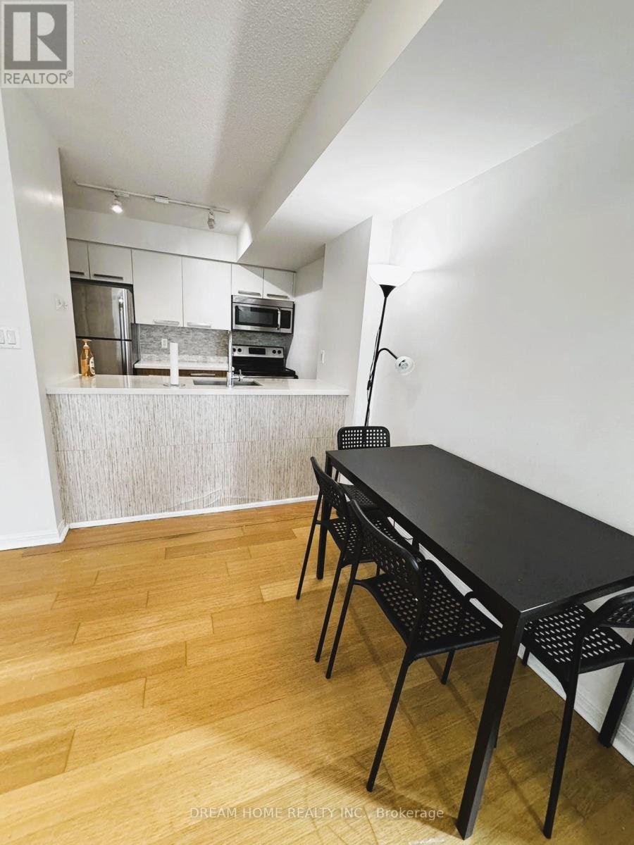 912-11 St Joseph Street, Toronto, ON, M4Y 1J8 - 9