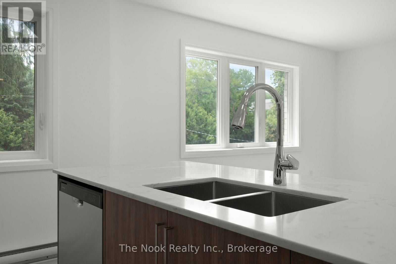 3-399 Thorton Road N, Oshawa, ON, L1J 6S9 - 16