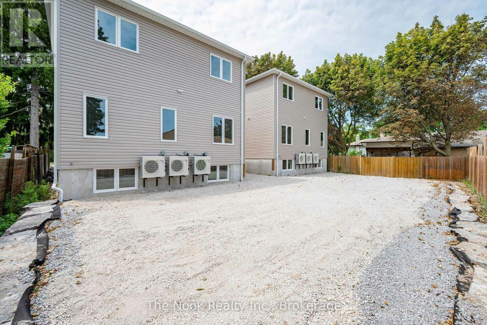 2-399 Thorton Road N, Oshawa, ON, L1J 6S9 - 6
