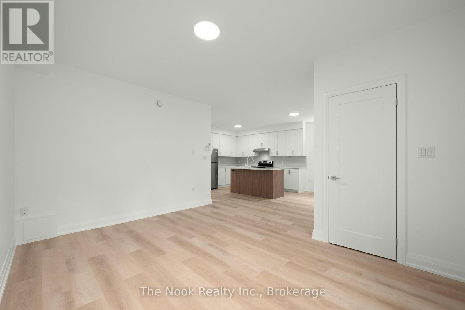 1-399 Thorton Road N, Oshawa, ON, L1J 6S9 - 10