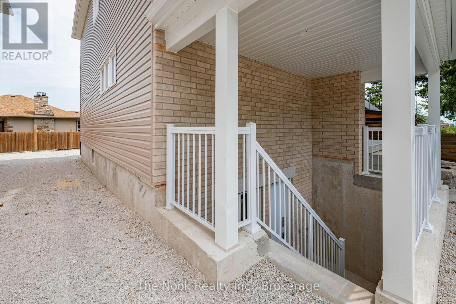 1-399 Thorton Road N, Oshawa, ON, L1J 6S9 - 6