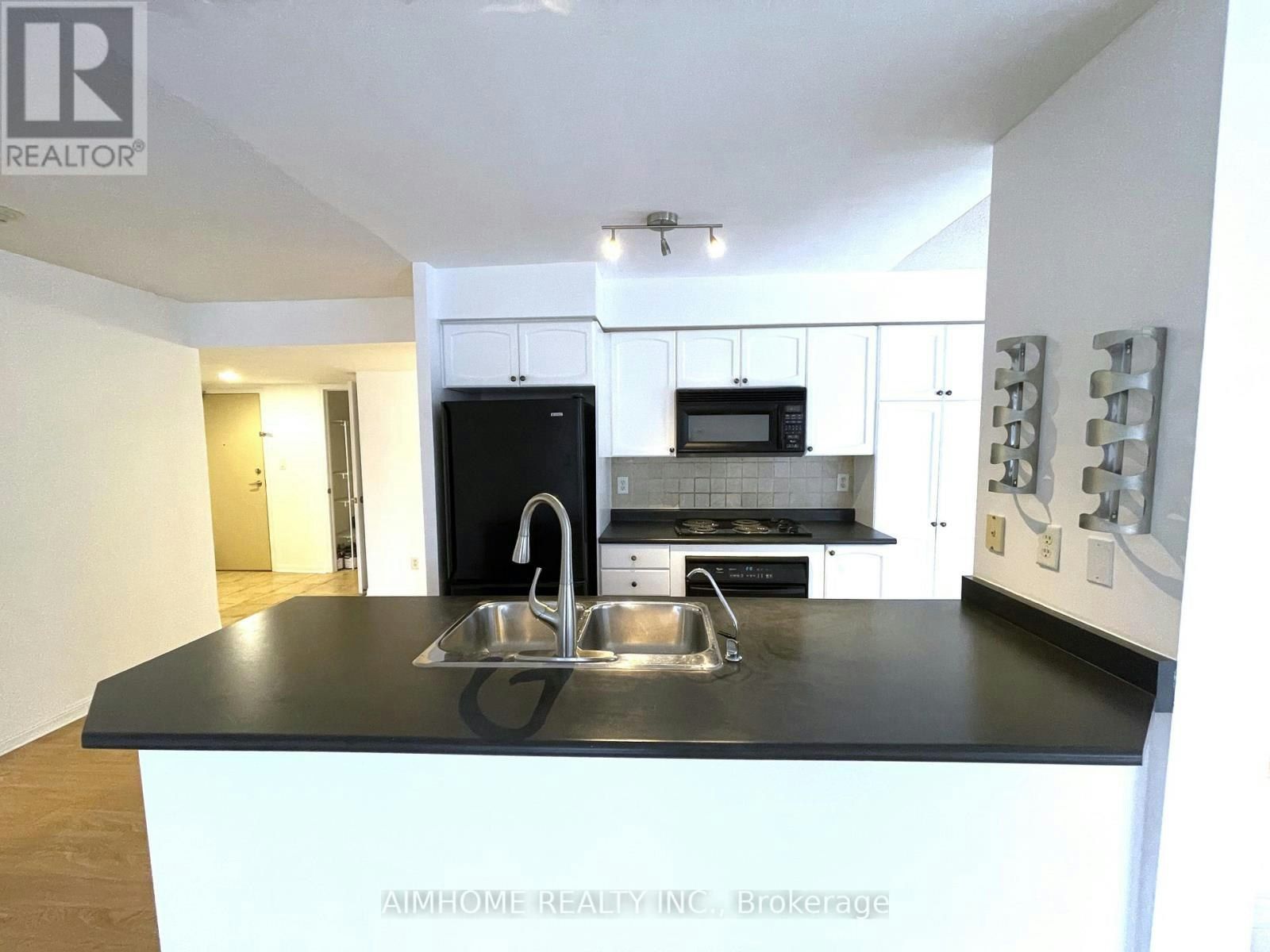 317-1000 King Street W, Toronto, ON, M6K 3N1 - 2