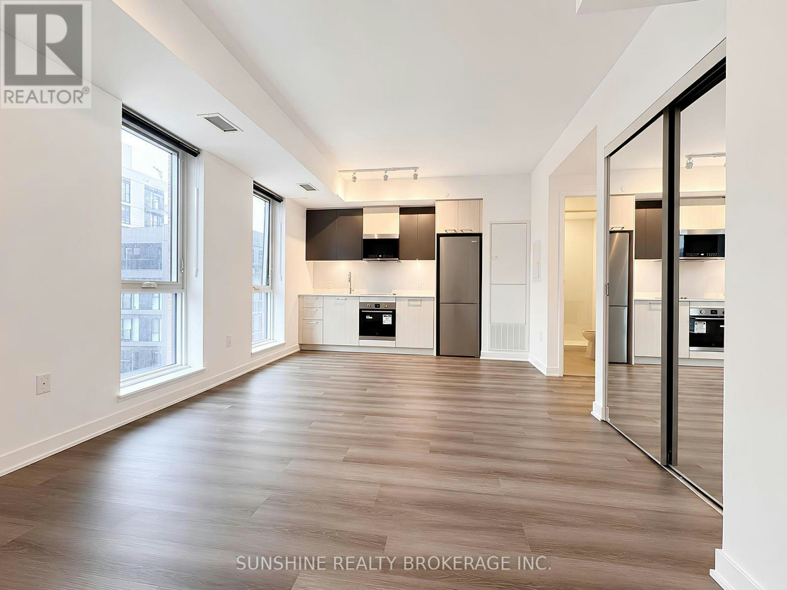 609-10 Oak Street, Toronto, ON, M5A 0Z1 - 6