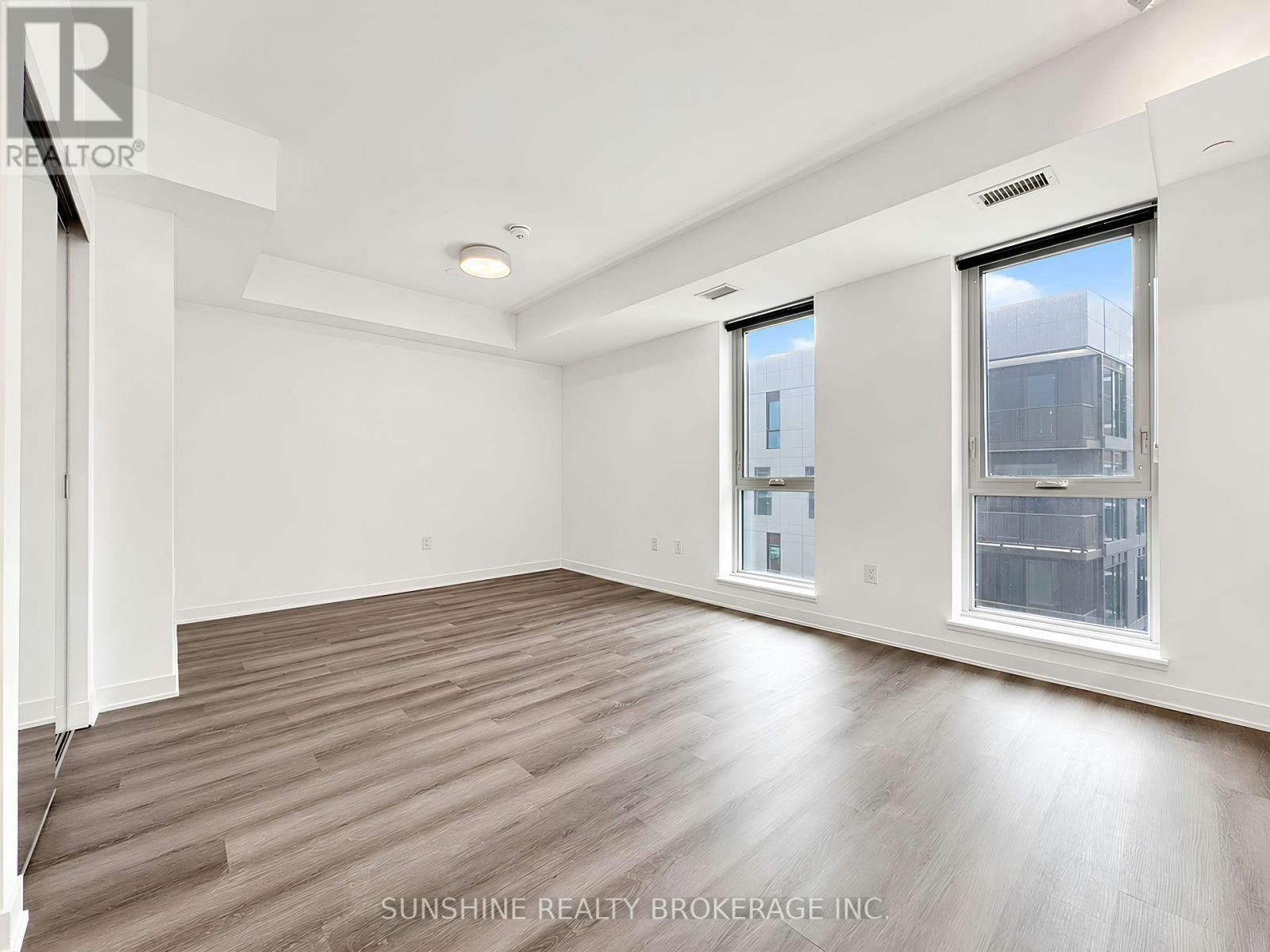 609-10 Oak Street, Toronto, ON, M5A 0Z1 - 5