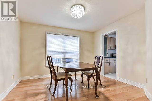 11 Berkeley Court, Markham, ON, L3R 6M4 - 4