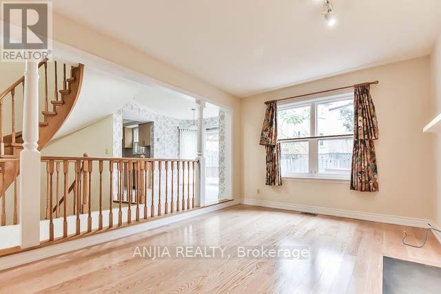 11 Berkeley Court, Markham, ON, L3R 6M4 - 6