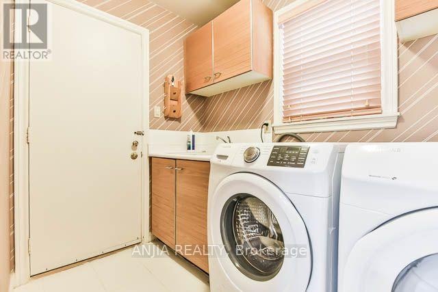 11 Berkeley Court, Markham, ON, L3R 6M4 - 17