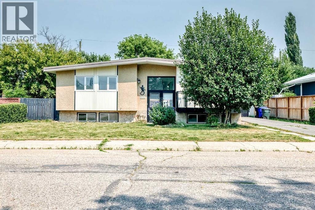 5134 43 Street, Olds, AB, T4H 1A8