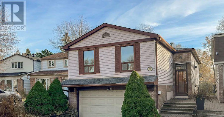 UPPER-57 Lillooet Crescent, Richmond Hill, ON, L4C 5A6