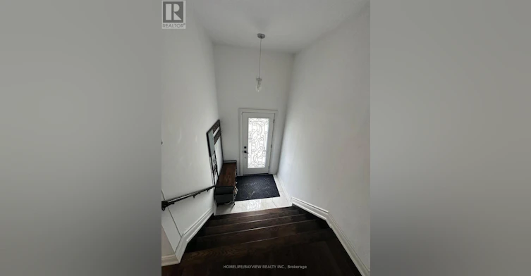 MAIN-68 Knighton Drive, Toronto, ON, M4A 1W2 - 2