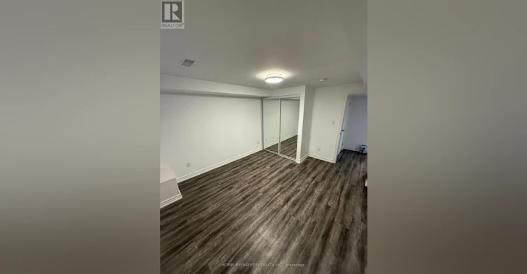 BSMT-68 Knighton Drive, Toronto, ON, M4A 1W2 - 10