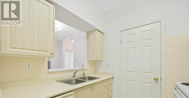 107-5039 Finch Avenue E, Toronto, ON, M1S 5L6 - 5