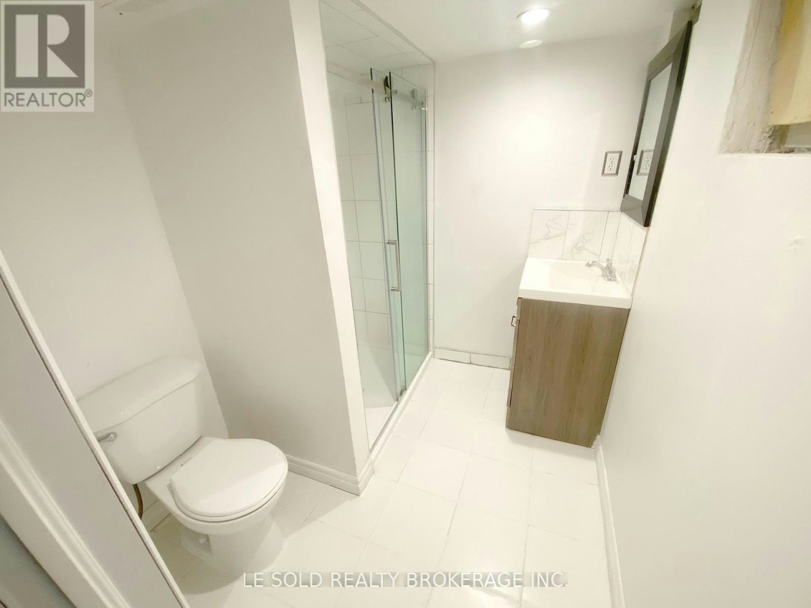 TWO Rooms Bsmt 112 Leland Street, Hamilton, ON, L8S 3A2 - 12