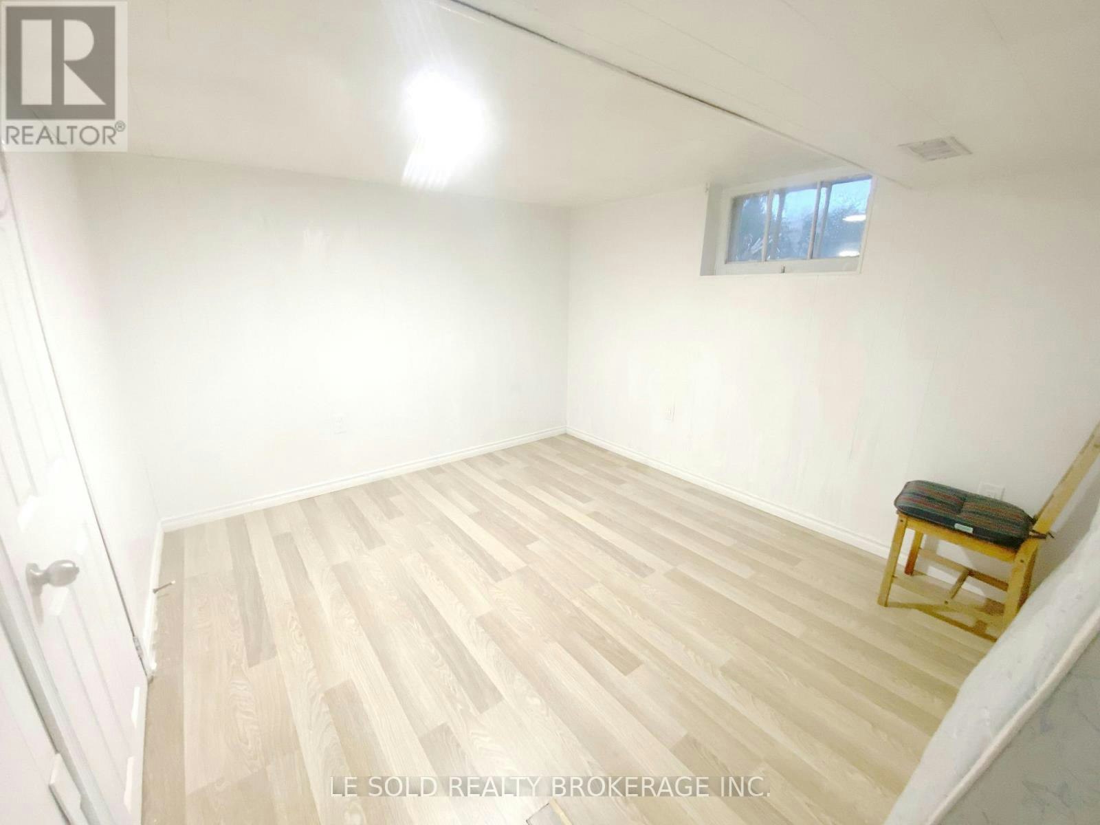 TWO Rooms Bsmt 112 Leland Street, Hamilton, ON, L8S 3A2 - 6