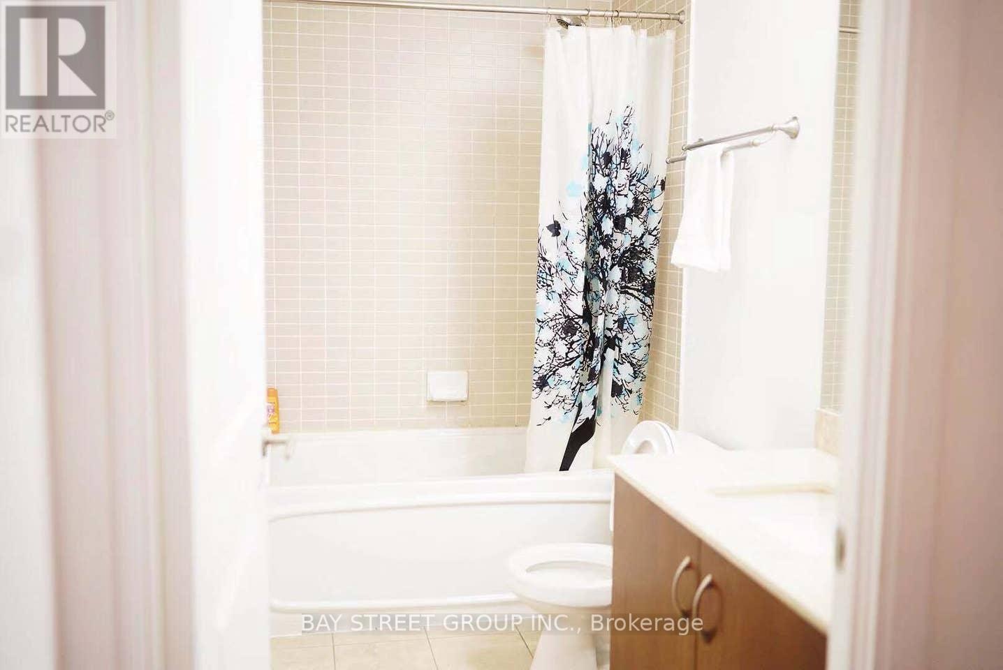 2301-18 Yorkville Avenue, Toronto, ON, M4W 3Y8 - 7