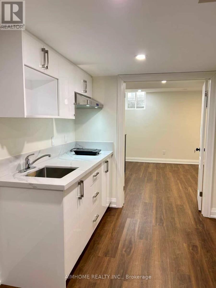 130 Village Gate Drive, Markham, ON, L6C 1Y5