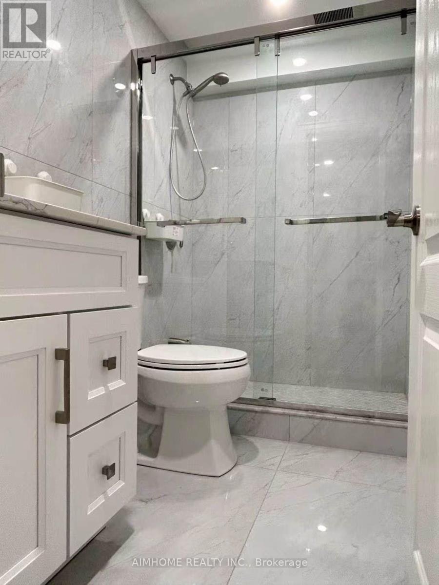 130 Village Gate Drive, Markham, ON, L6C 1Y5 - 3