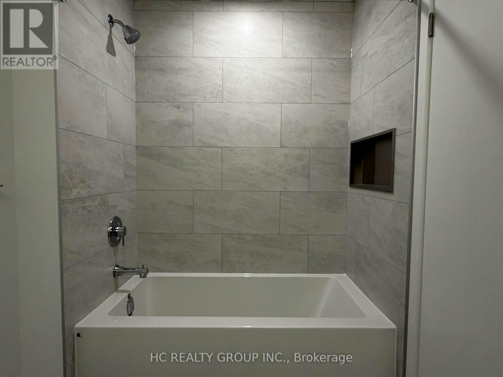 3004-395 Square One Drive, Mississauga, ON, L5B 0P6 - 4