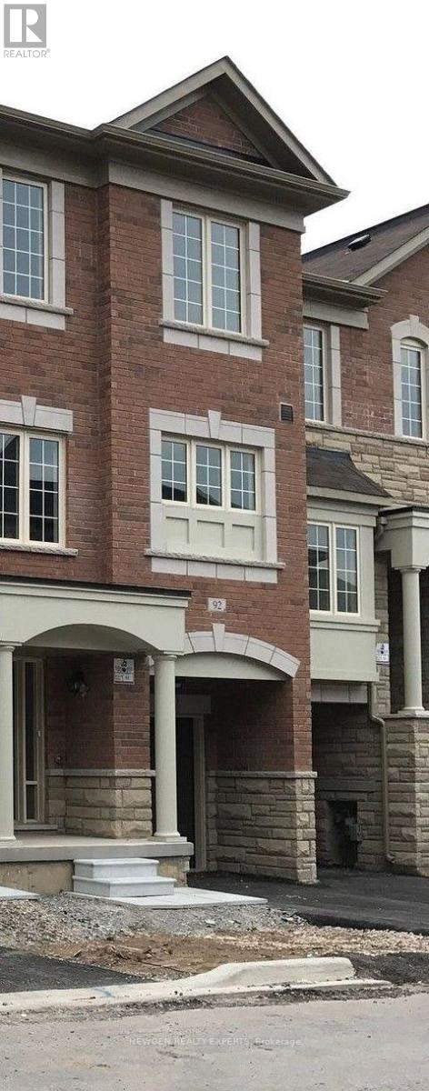 89-92 Aspen Hills Road, Brampton, ON, L6Y 6E4