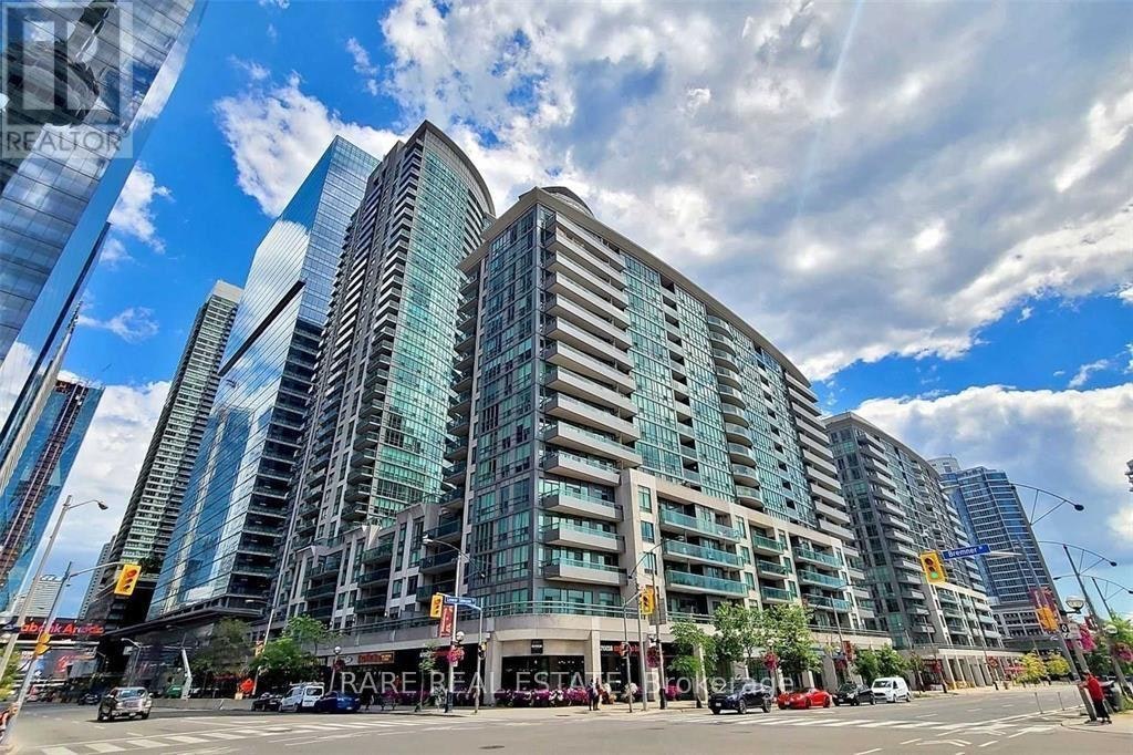 202-51 Lower Simcoe Street, Toronto, ON, M5J 3A2
