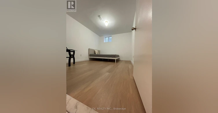 THREE Bedroom Bsmt 27 Macklingate Ct Court, Toronto, ON, M1V 1A2 - 6