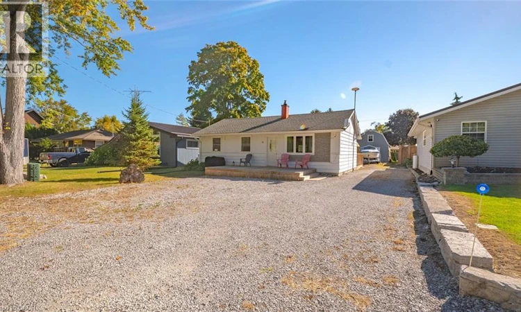 52 Ridgewood Drive