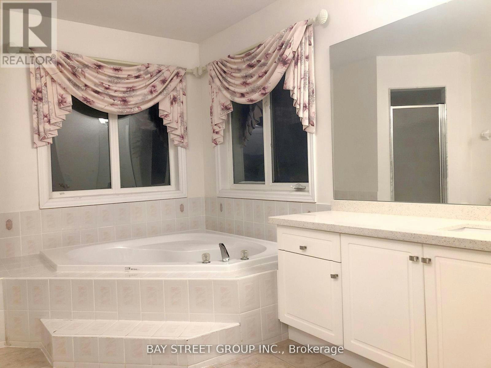 13 Pembrooke Road, Markham, ON, L6C 2L2 - 17