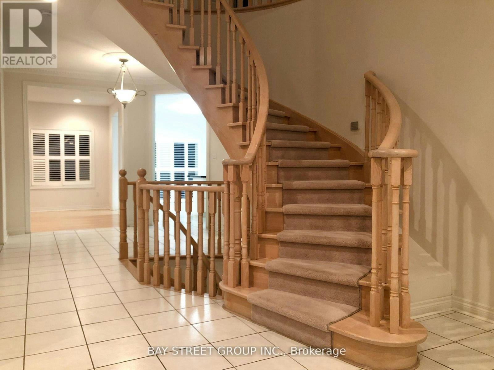13 Pembrooke Road, Markham, ON, L6C 2L2 - 2