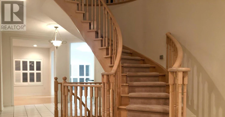 13 Pembrooke Road, Markham, ON, L6C 2L2 - 2