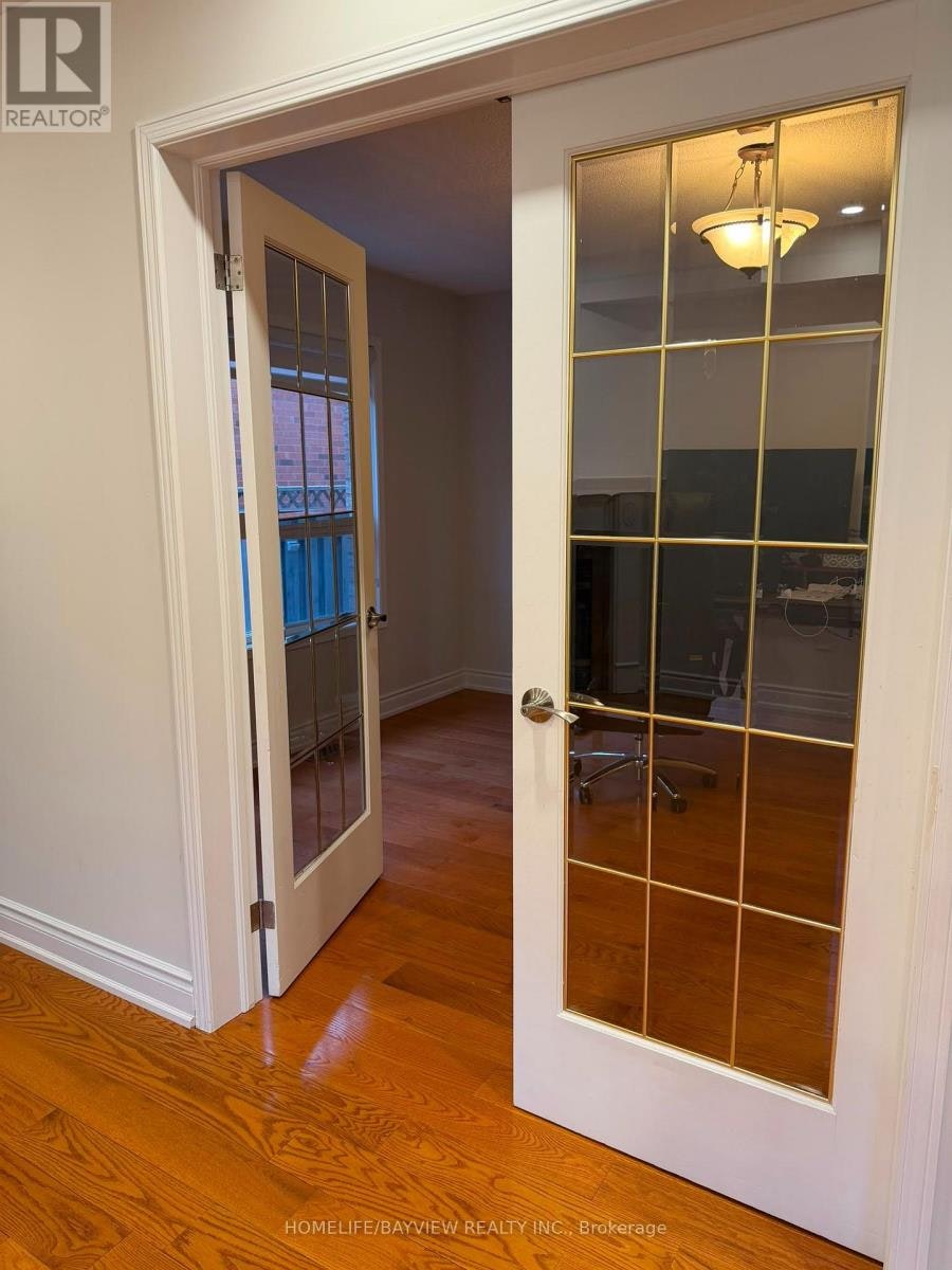 129 Mcclellan Way, Aurora, ON, L4G 6M4 - 6