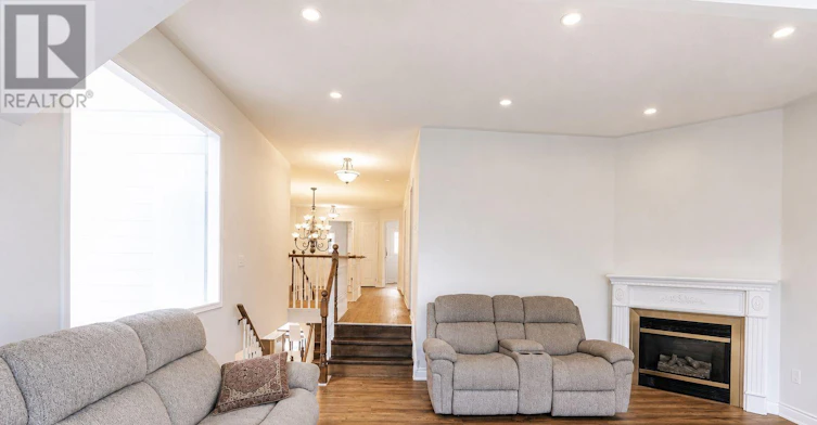 129 Mcclellan Way, Aurora, ON, L4G 6M4 - 18