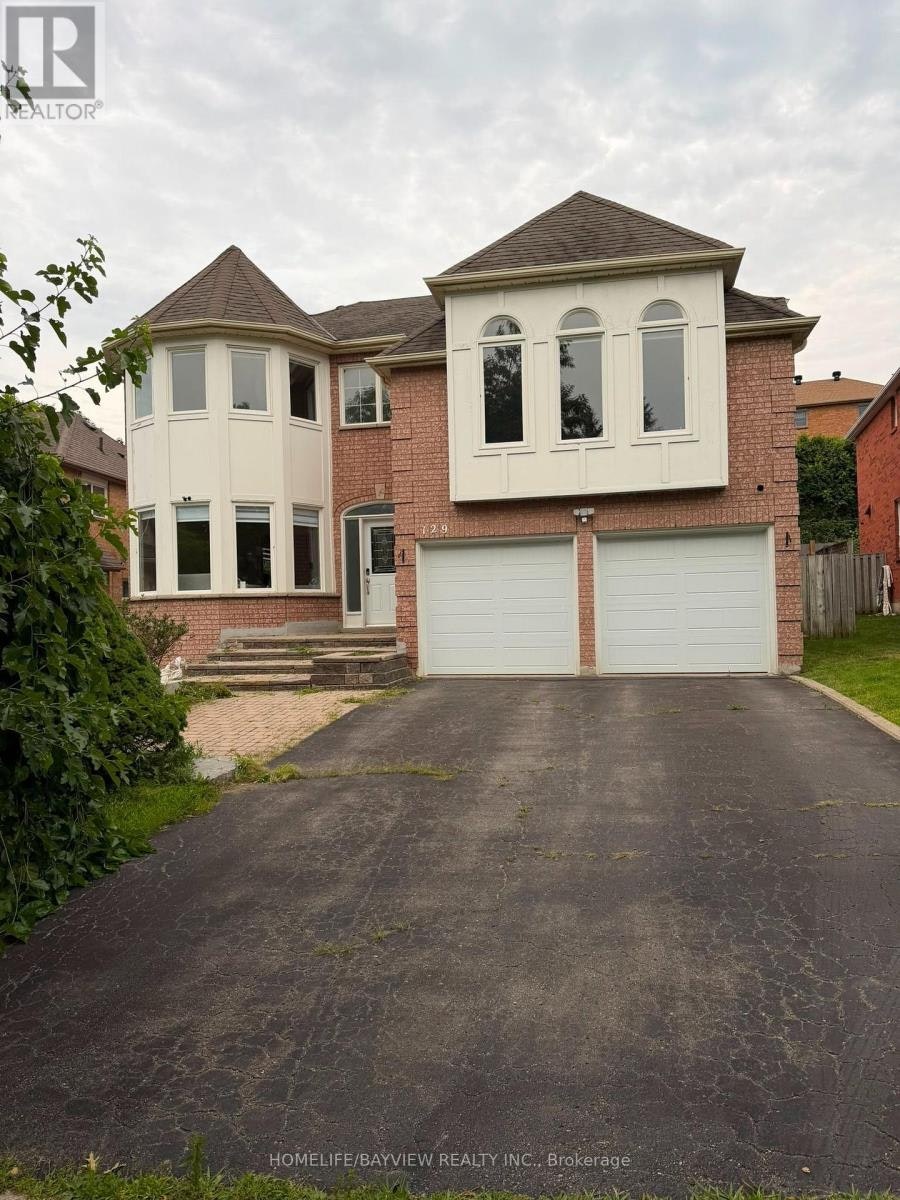 129 Mcclellan Way, Aurora, ON, L4G 6M4
