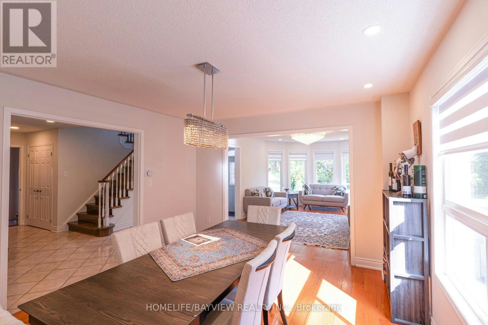 129 Mcclellan Way, Aurora, ON, L4G 6M4 - 8