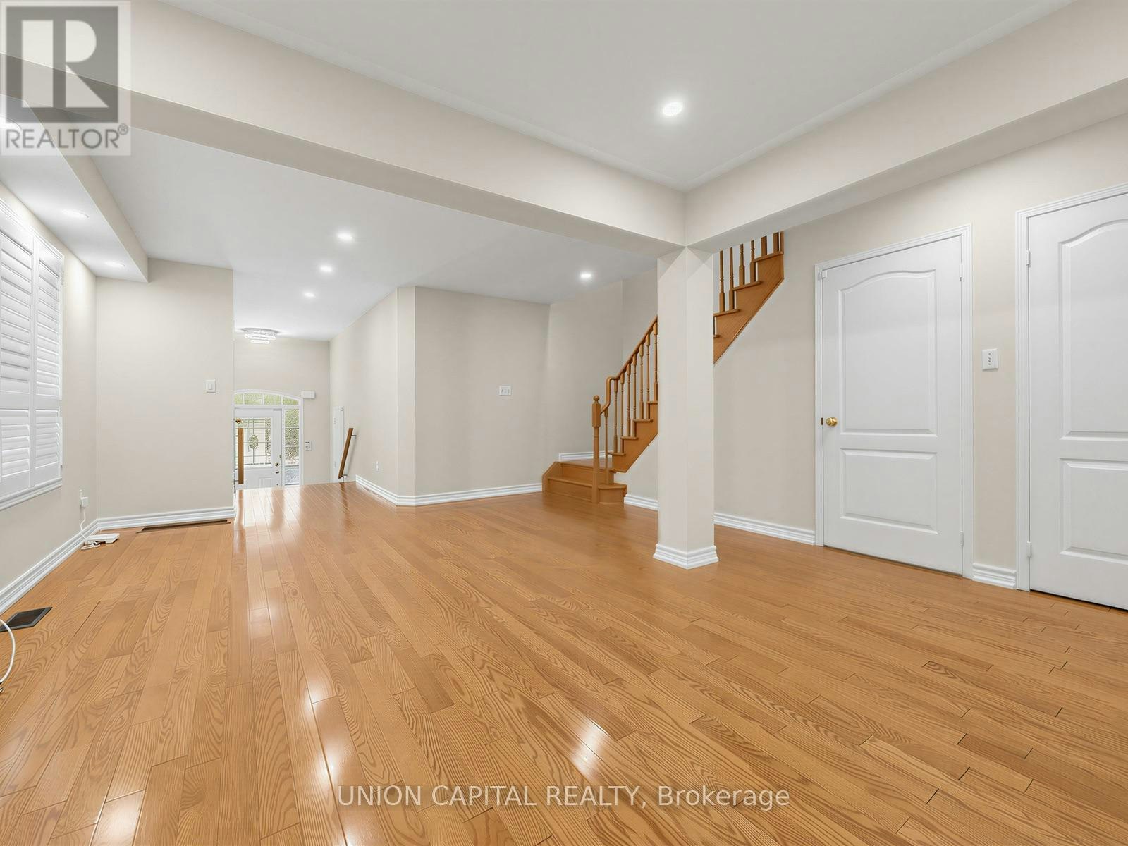 3186 Cabano Crescent, Mississauga, ON, L5M 0C4 - 4