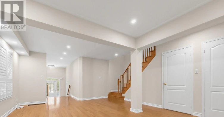 3186 Cabano Crescent, Mississauga, ON, L5M 0C4 - 4