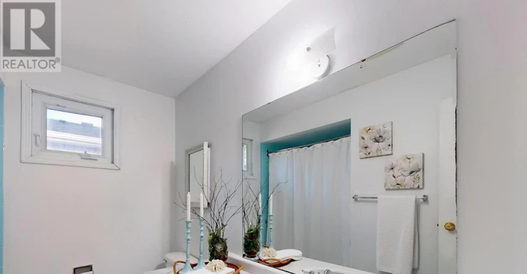 677 Grandview Drive, Oshawa, ON, L1H 7V9 - 13