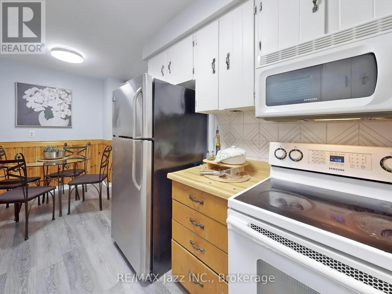 677 Grandview Drive, Oshawa, ON, L1H 7V9 - 6