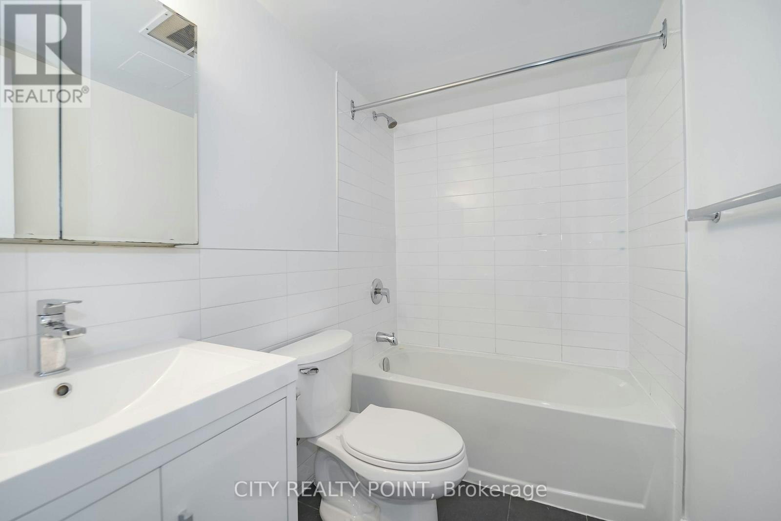 1610-33 Isabella Street, Toronto, ON, M4Y 2P7 - 4