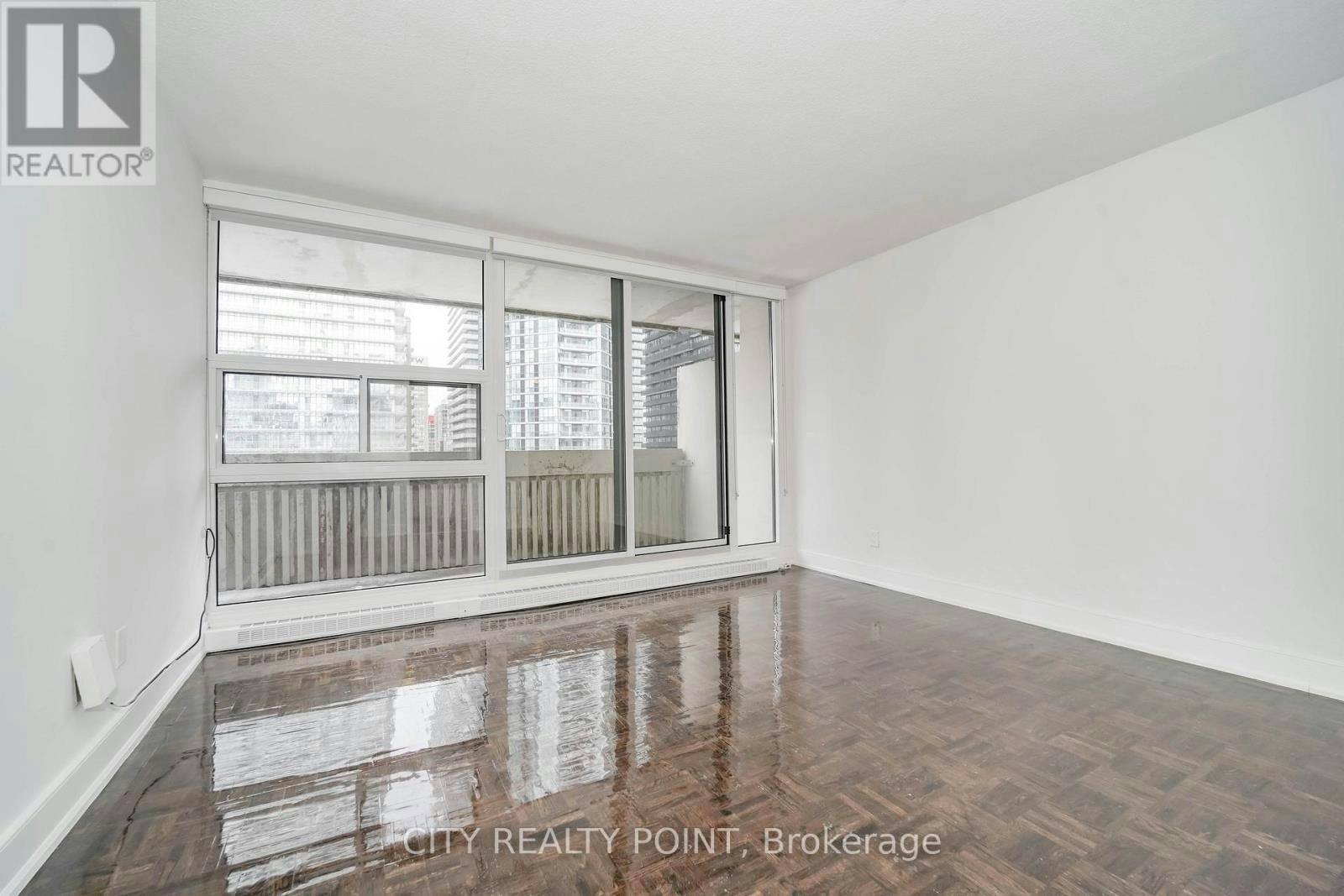 1610-33 Isabella Street, Toronto, ON, M4Y 2P7 - 10