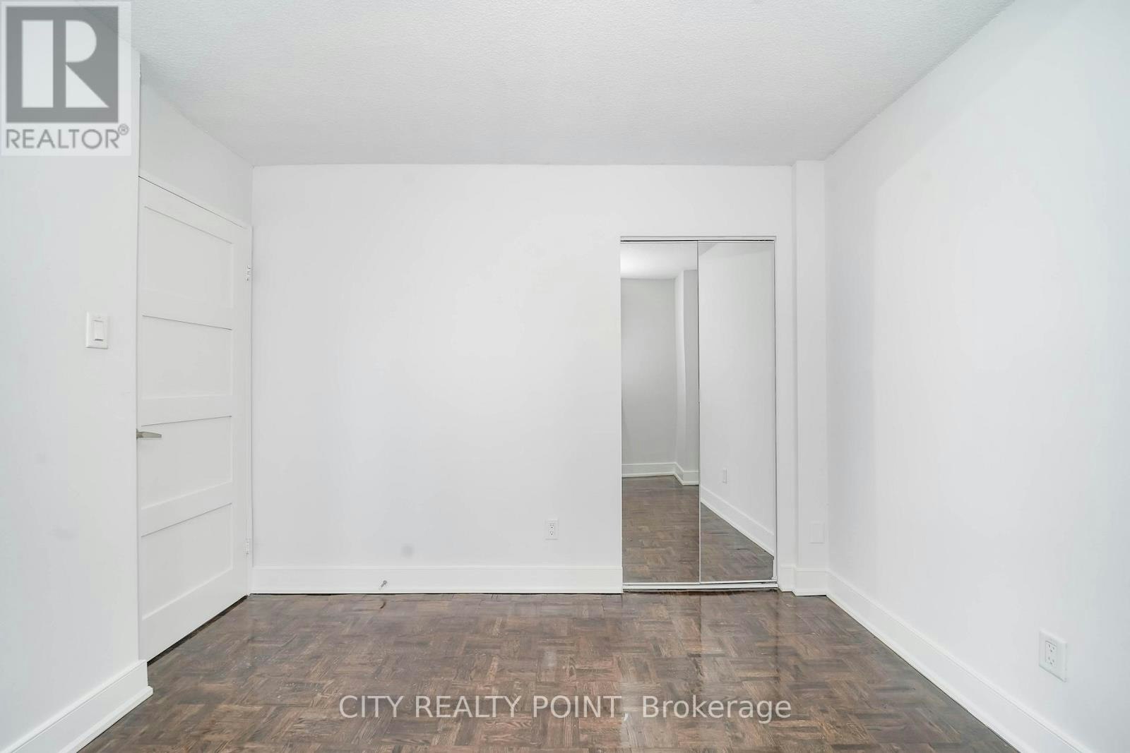 1610-33 Isabella Street, Toronto, ON, M4Y 2P7 - 14