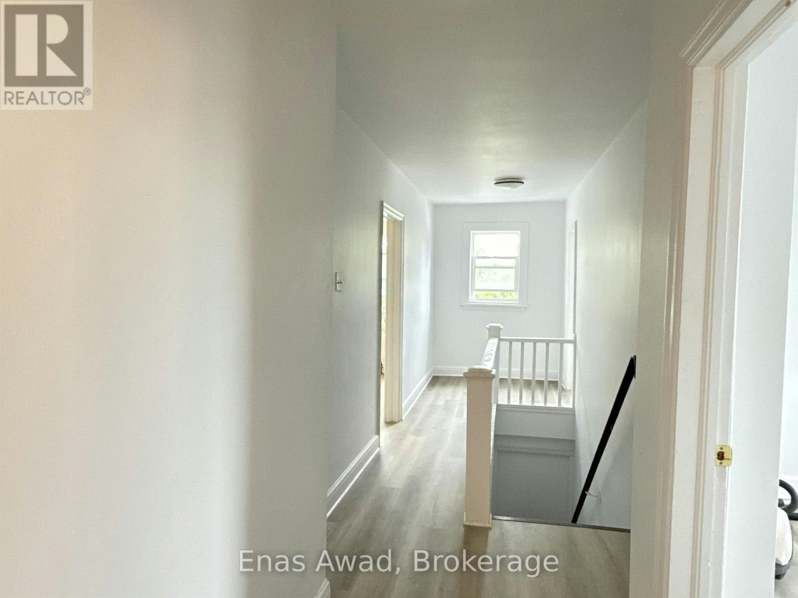 3-64 Genest Street, Ottawa, ON, K1L 7Z2 - 3