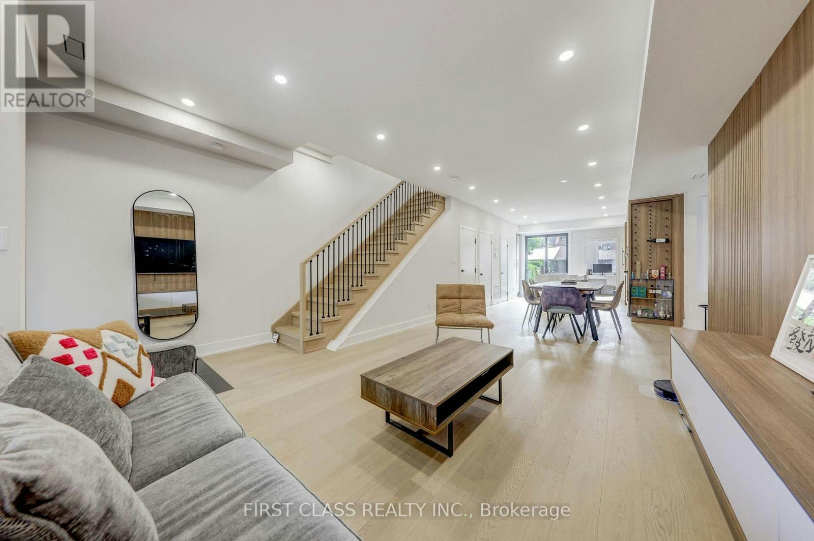 MAIN-431 Roxton Road, Toronto, ON, M6G 3R5 - 12