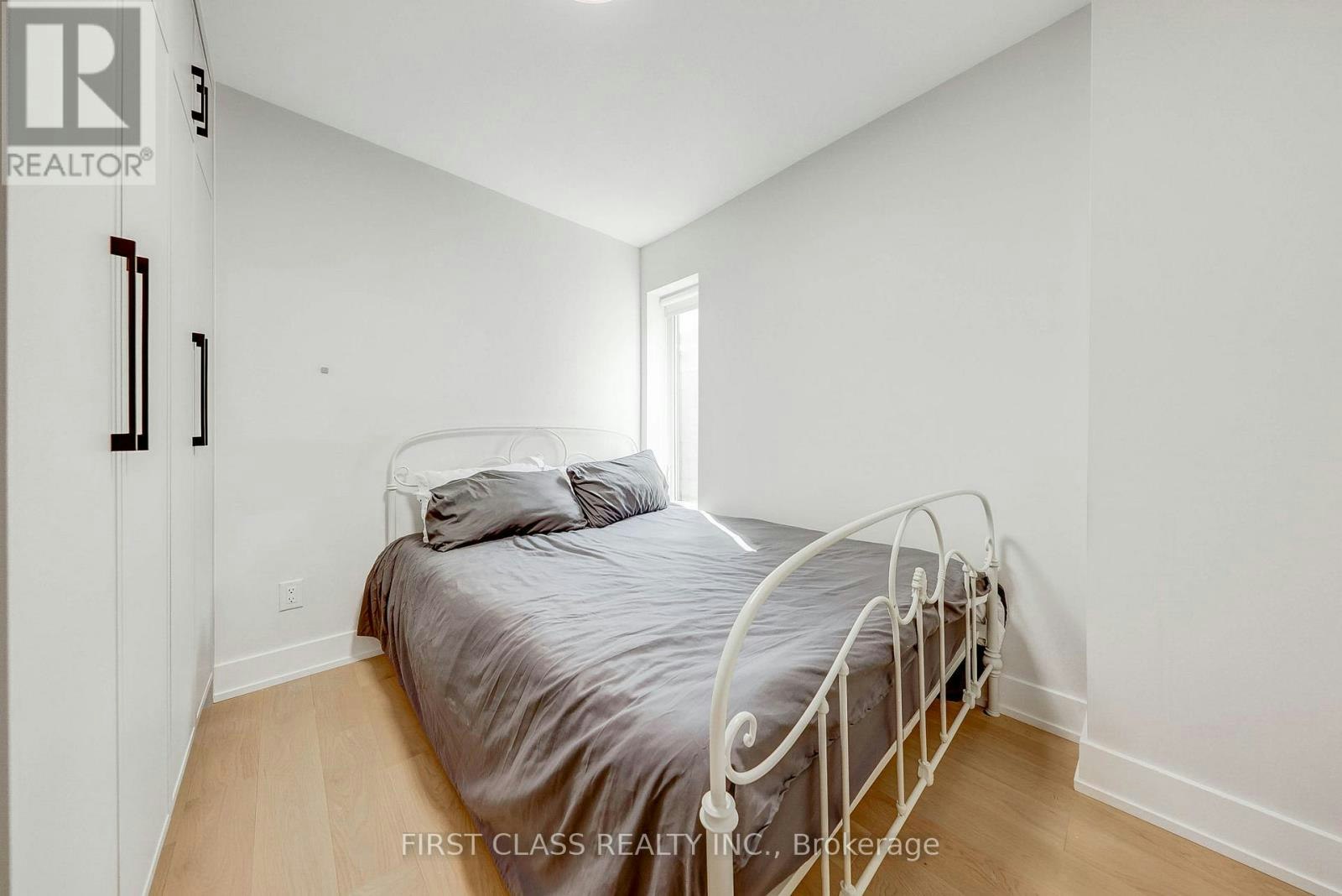 MAIN-431 Roxton Road, Toronto, ON, M6G 3R5 - 20