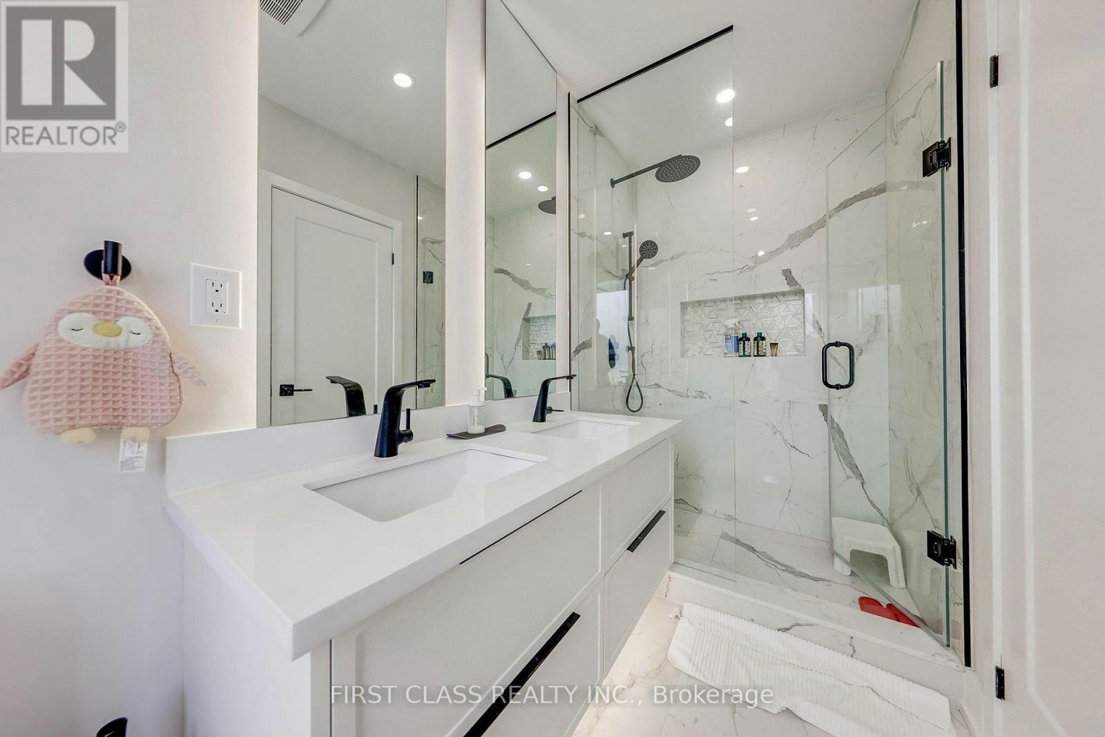 MAIN-431 Roxton Road, Toronto, ON, M6G 3R5 - 16